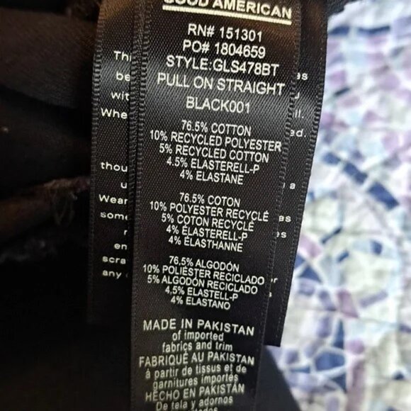 "Good American" Straight Leg pull-on Jeans - Picture 6 of 6